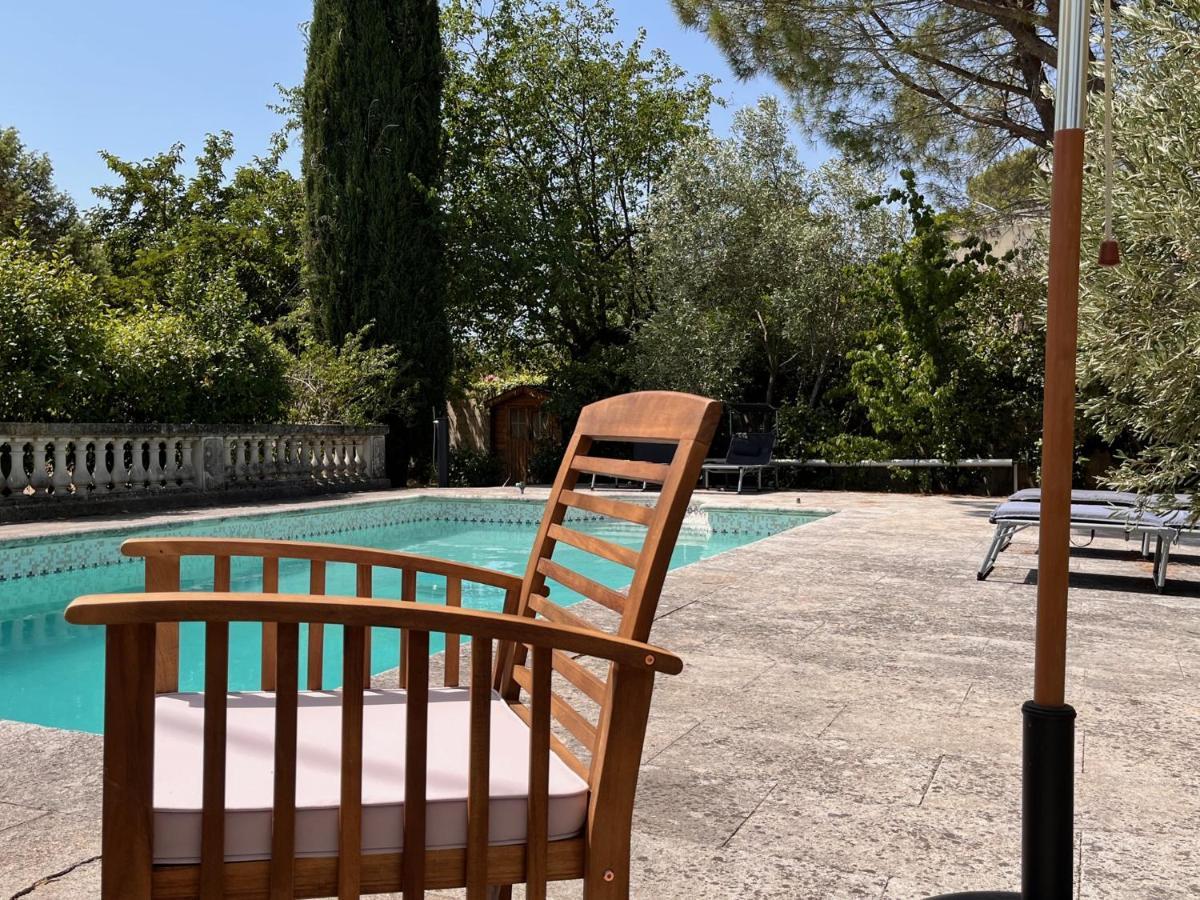 Maisonnette Independante Avec Jardin/Patio Nîmes Buitenkant foto